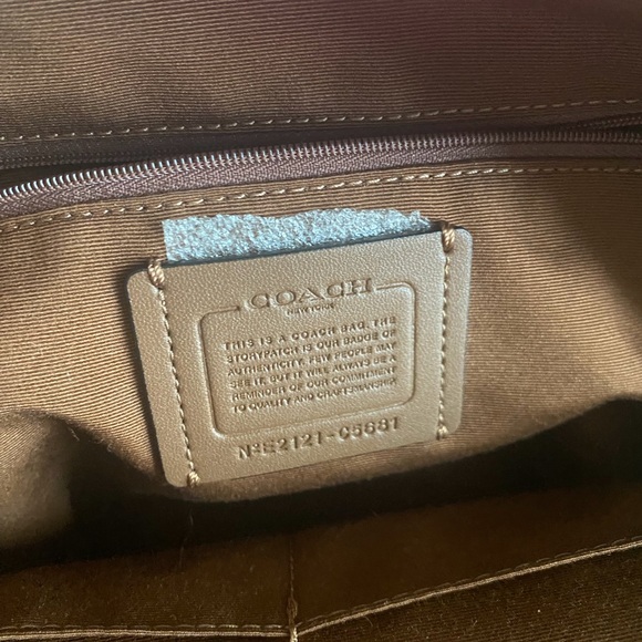 Coach Court Backpack In Signature Canvas With Vintage Rose Print - Picture 9 of 10